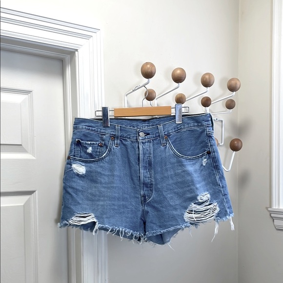 Levi's Pants - Levi's 501 High-Waisted Jean Shorts - Blue - 32